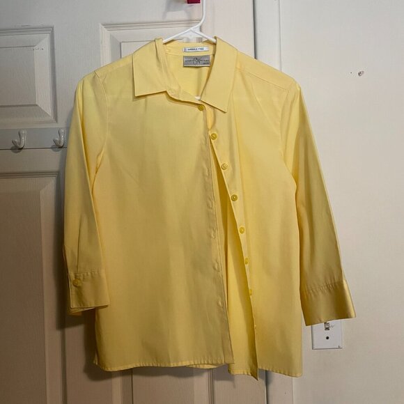 Womens Studio Works 3/4 Sleeve Button Down Blouse Yellow Size Medium Petite - Picture 1 of 4